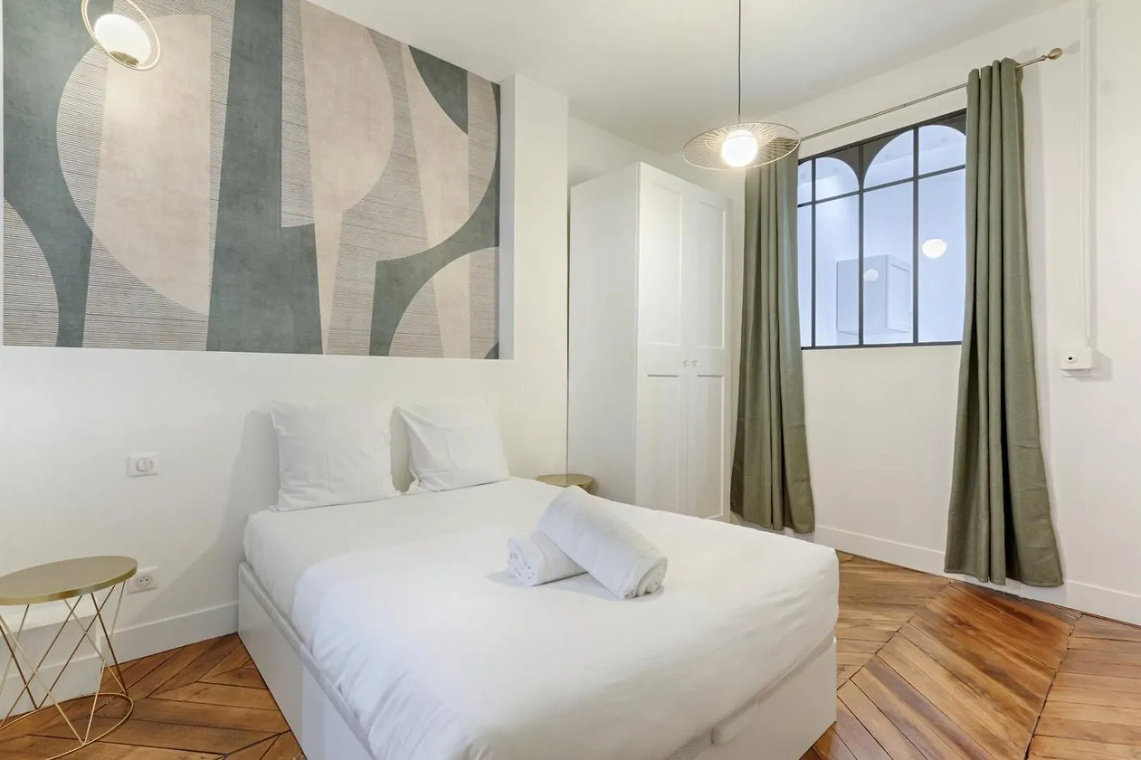 Convivialite Pour 8 Personnes - Parc Monceau Apartment Paris