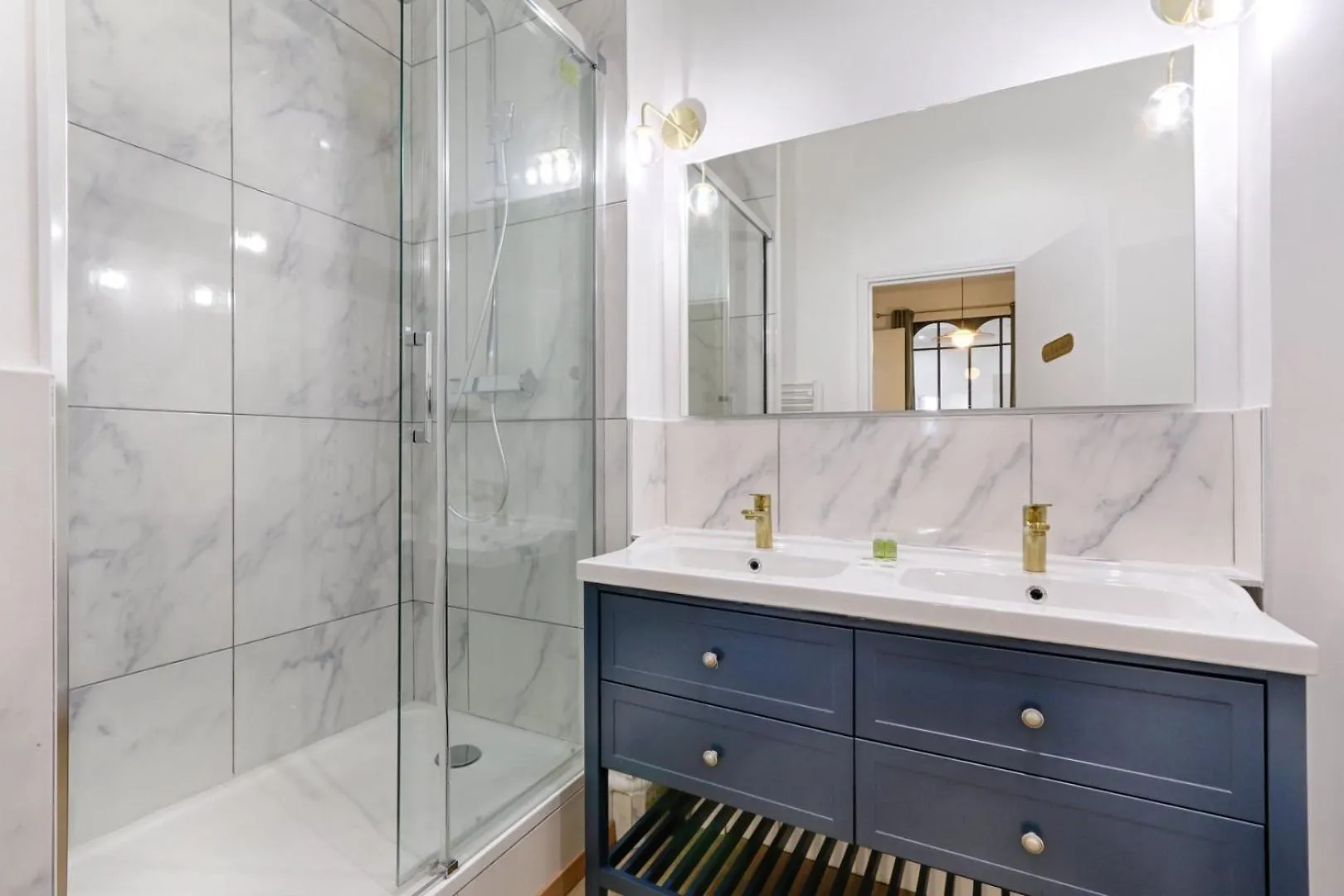 Convivialite Pour 8 Personnes - Parc Monceau Apartment Paris 0*,